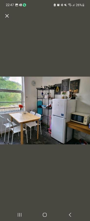 Quiet Near Arsenal Stadium Islington Zone 2 Cental
